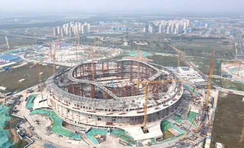 项目强省会 济南黄河体育中心专业足球场项目屋盖钢结构桁架吊装进展顺利